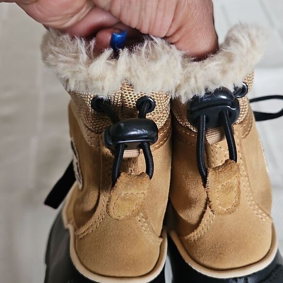 Sorel Kid's Girl Tan Winter Boots - Picture 14 of 16